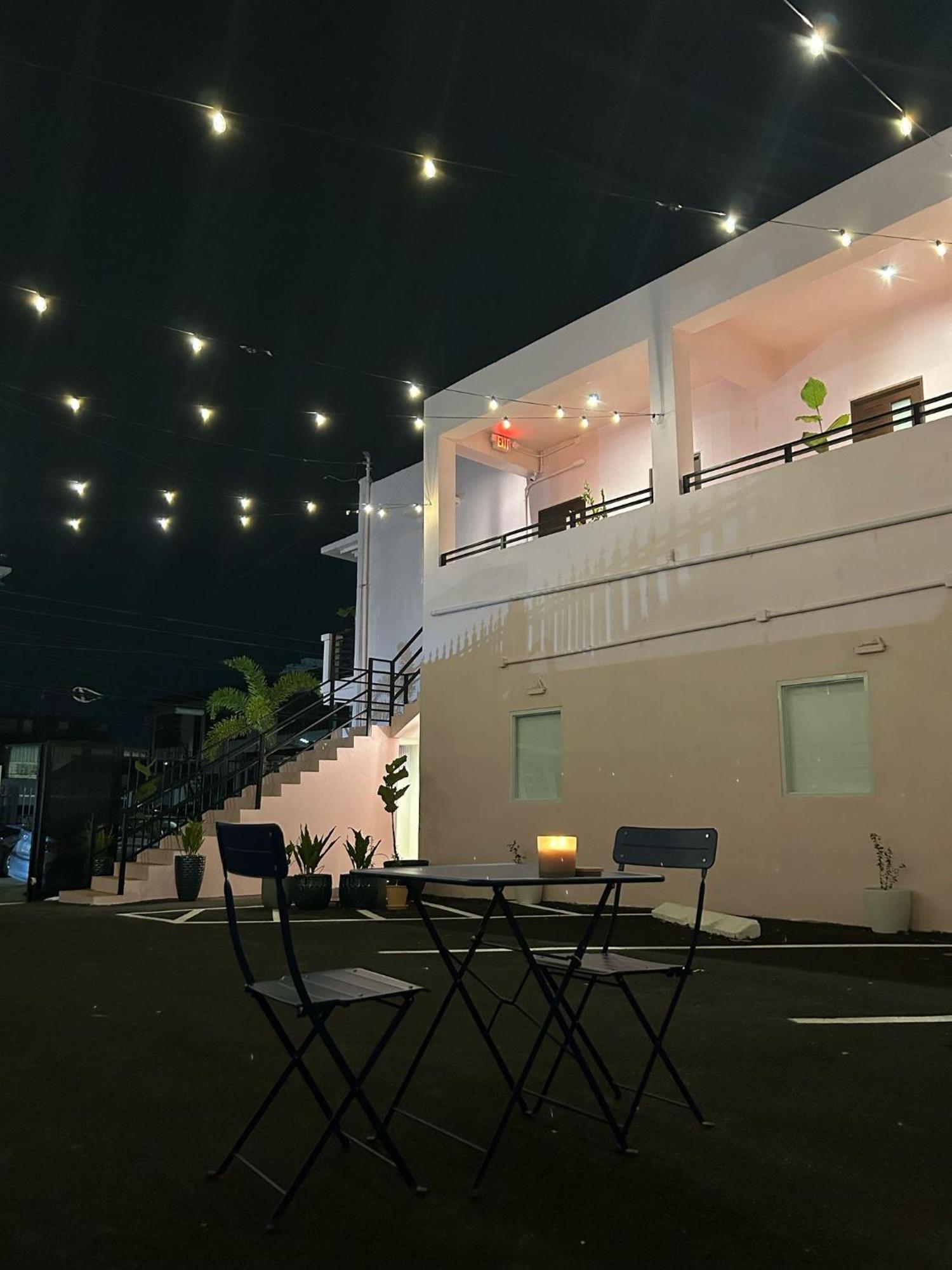8 Colorful Crash Pad Near Cerra Art Hotel